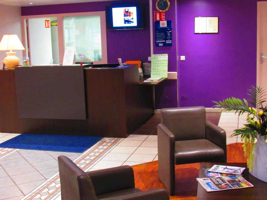 Hotel Gallieni แฌเนอวีลิเยร์ ภายนอก รูปภาพ