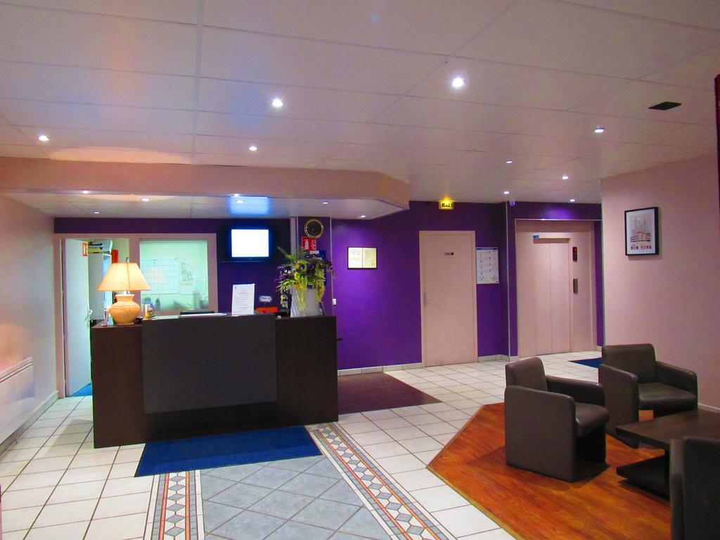 Hotel Gallieni แฌเนอวีลิเยร์ ภายนอก รูปภาพ