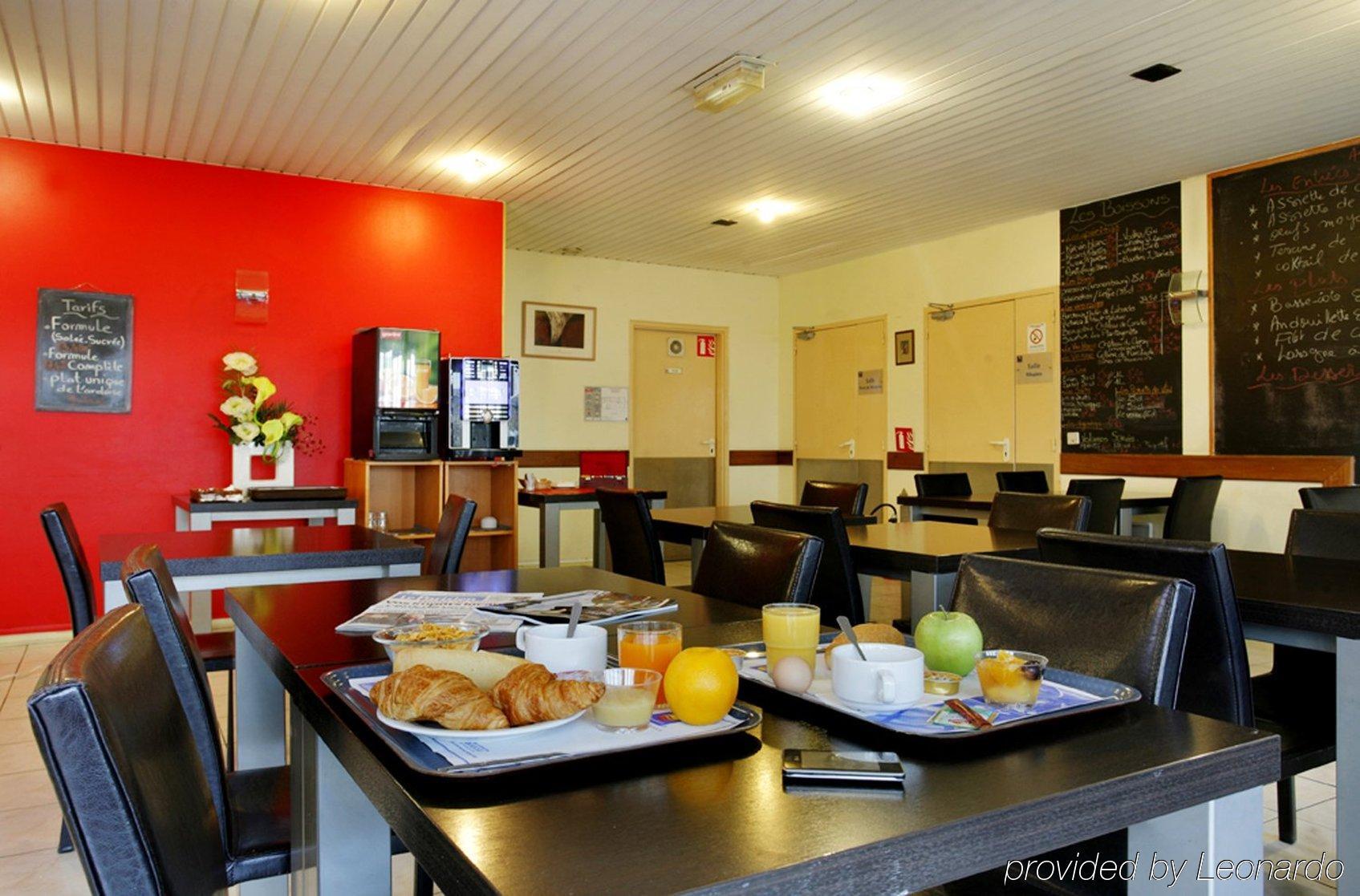 Hotel Gallieni แฌเนอวีลิเยร์ ภายนอก รูปภาพ